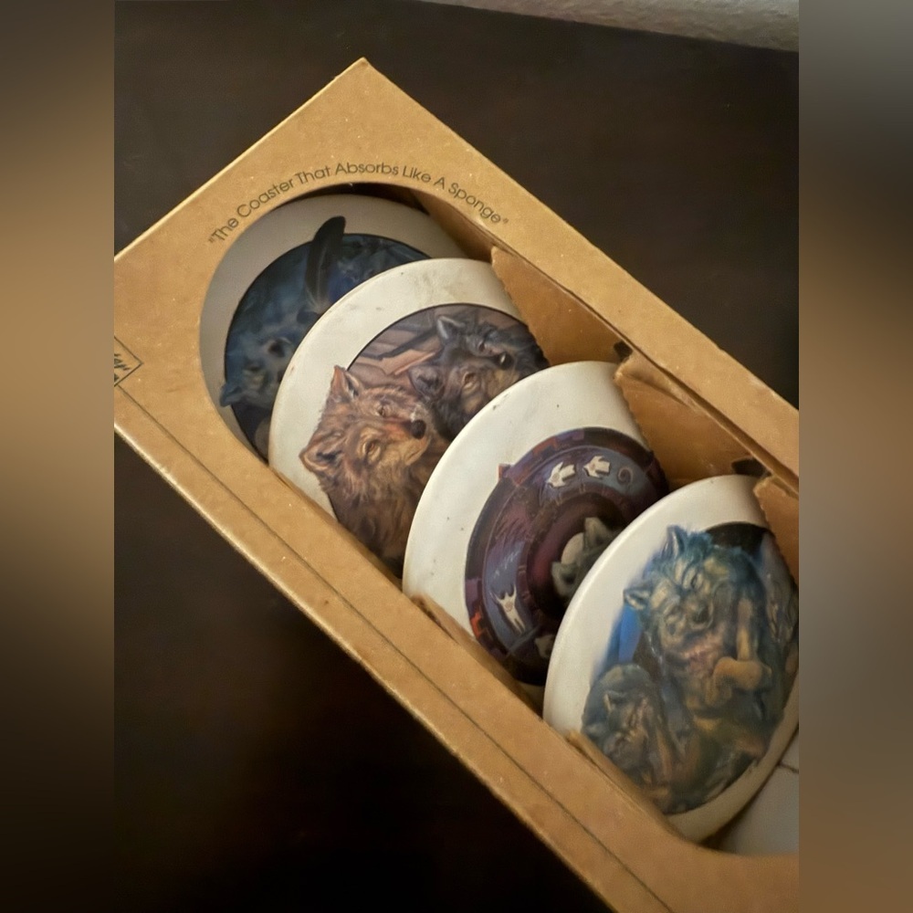 Wolf Sandstone Coaster Set | Rustic Cabin Lodge Decor | Wildlife Nature Coasters - Picture 3 of 6